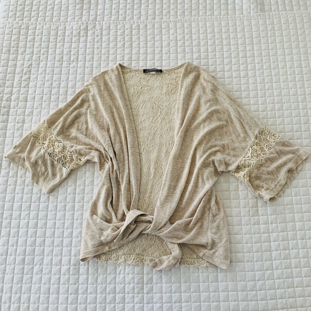 Beige Lace-Back Tie Front Kimono